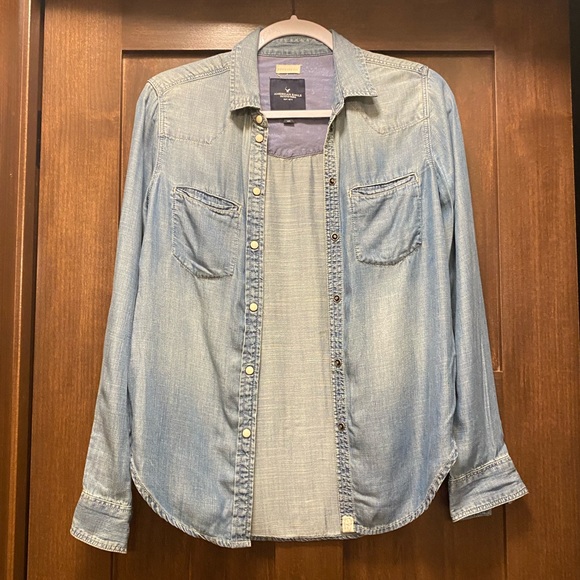 American Eagle Outfitters Tops - Button Up Denim Long Sleeve